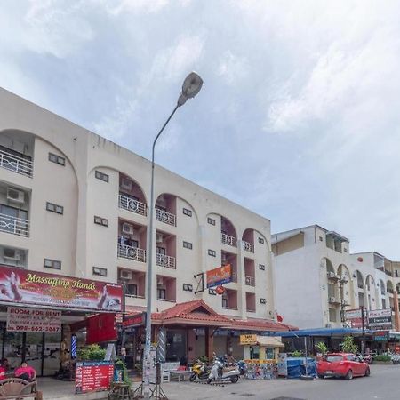 Oyo 1125 Chokdee Inn Pattaya Eksteriør billede