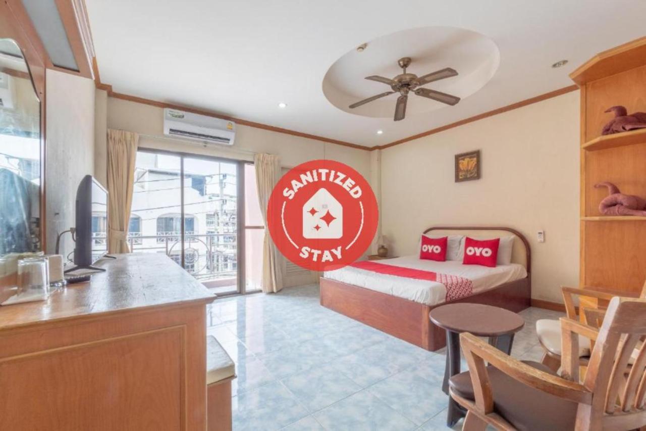 Oyo 1125 Chokdee Inn Pattaya Eksteriør billede